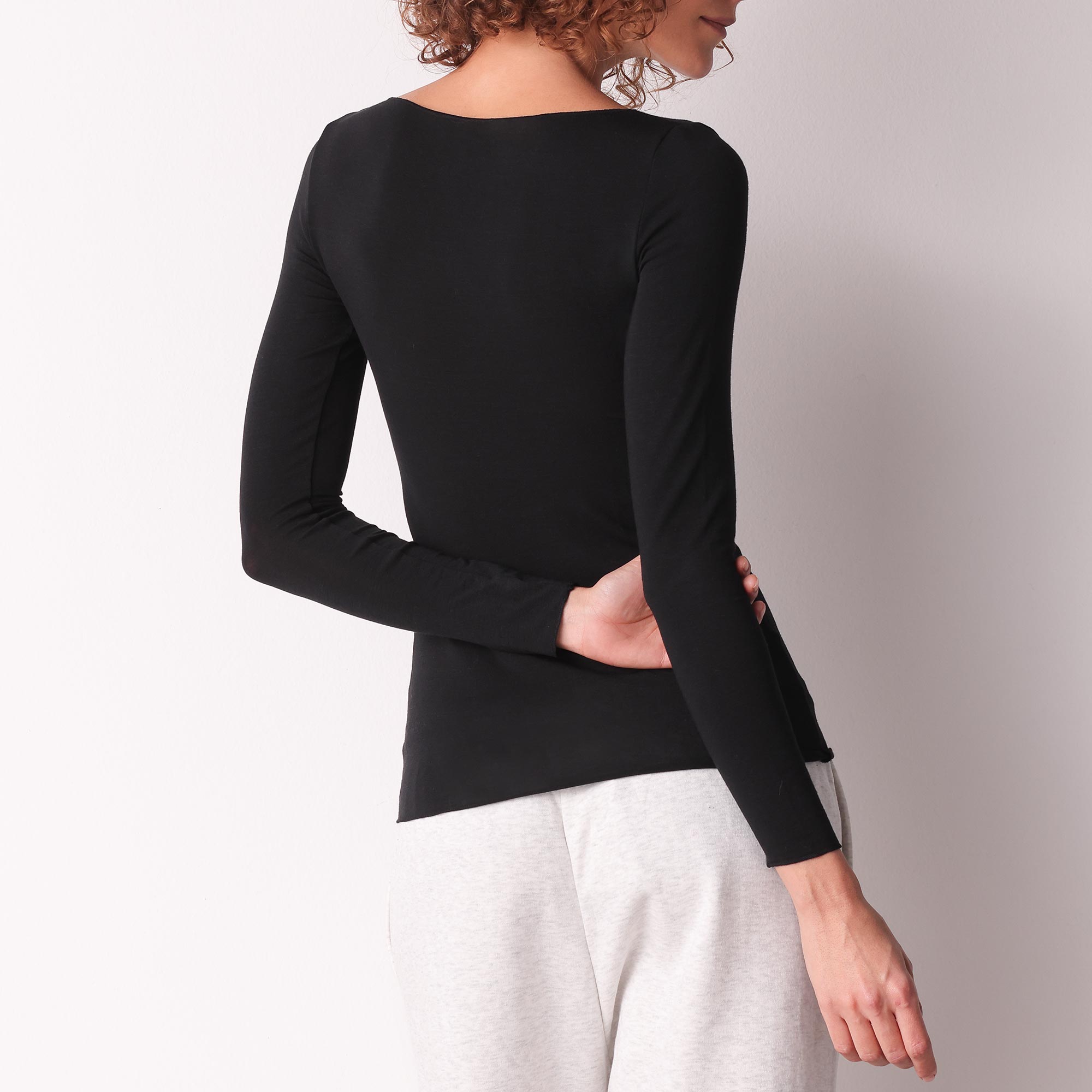 Maglia Scollo A Barchetta Manica Lunga Donna Cotonella Nero ADD09_00002_2